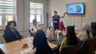 Bayburtta Yeşilay personeline afet ve yangın farkındalık eğitimi verildi