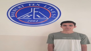 Bayburtta YKS il birincisi Kadir Akbaş oldu