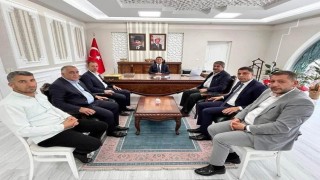Belediye Başkanlarından Kaymakam Dertlioğluna ziyaret