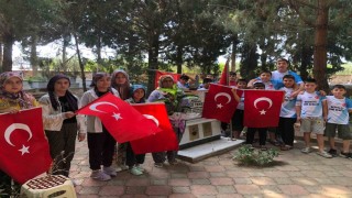 Bereketli Kuran Kursu öğrencilerinden anlamlı ziyaret