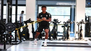 Beşiktaş, günün ikinci antrenmanında salonda çalıştı