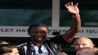 Beşiktaşın yeni transferi Tammy Abraham, İstanbula geldi