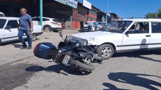 Beyşehirde otomobille motosiklet çarpıştı: 1 yaralı