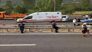 Bilecikte kontrolden çıkan tır devrildi: 1 yaralı