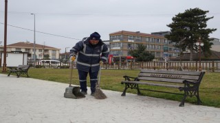 Binlerce ton atık bertaraf edildi