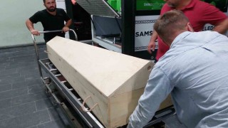 Birlikte yaşadığı adam tarafından darp edilen kadın hayatını kaybetti