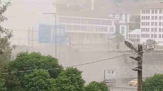 Bitliste doğal gaz borusunda patlama