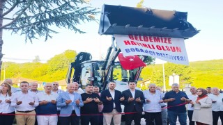 Boğaziçine iş makinası ve kamyonet