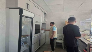 Bozdoğanda tatlıcı ve dondurmacılara gıda denetimi