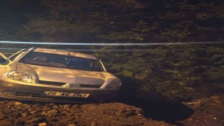 Bozuk yolu fark etmeyen sürücü şarampole düştü