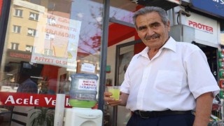 Bunaltıcı sıcaklarda bitkin düşenleri serinleten ikram