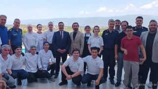 Burhaniye Uygulamalı Bilimlerde Geleneksel Aşure Hayrı düzenlendi