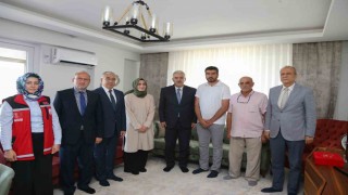 Bursa Valisi Ayyıldız, 15 Temmuz gazisini ziyaret etti