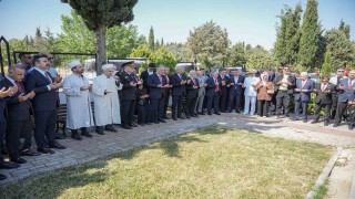 Bursada 15 Temmuz anma programları şehitlik ziyaretiyle başladı