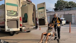 Bursada iki otomobil çarpıştı: 1i ağır 4 yaralı