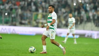 Bursasporda Furkan Özyapı ve Abdullah Tazgel ile yollar ayrıldı