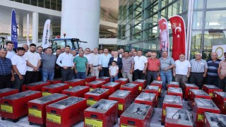 Büyükşehirden kırsal mahallelere ekipman desteği