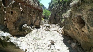 Çal Kısık Kanyonu Menderesin kurumasıyla tüm ihtişamını kaybetti