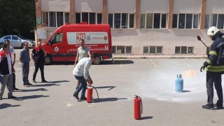 Çalışanlara yangın bilgilendirmesi