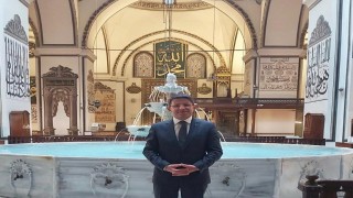 Camiler, sosyal medyada içerik üretme yeri değildir