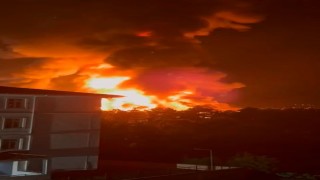 Çekmeköyde fabrika yangını: Yanan fabrika havadan görüntülendi