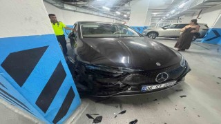 Çeşmede vale 7 milyonluk aracı kullanılamayacak hale getirdi