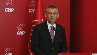 CHP Genel Başkanı Özel, Zafer Partisi Genel Başkanı Özdağla görüştü