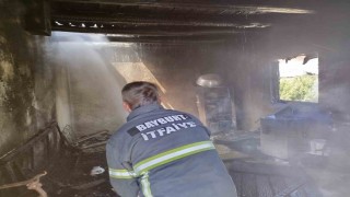 Çiğdemlik köyündeki tandır evinde çıkan yangın söndürüldü