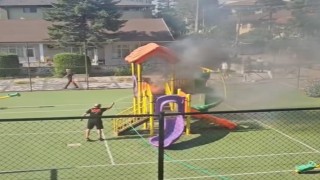 Çocuk parkında korkutan yangın