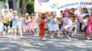 Çocuk Şenliğinin yeni adresi Esatpaşa oldu