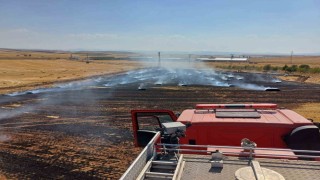 Çorumda 150 balya ve 20 dönüm tarla yanarak küle döndü