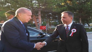 Cumhurbaşkanı Erdoğan: Hiçbir sabotaj, hiçbir tahrik, hiçbir tuzak, Türkiyeyi girdiği bu tarihi yoldan geri döndüremeyecek