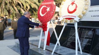 Cumhurbaşkanı Erdoğan, KKTCde Atatürk Anıtına çelenk bıraktı