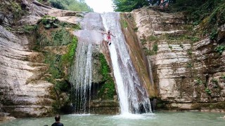 Dağların arasındaki saklı cennette yürekler ağza geldi