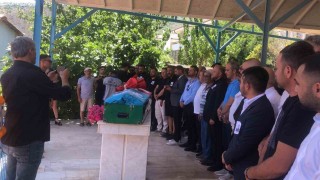 Datça Ülkü Ocakları Başkanı Eren, son yolculuğuna uğurlandı