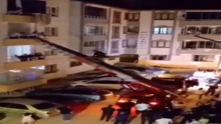 Dayak geleneğinden kaçan damat için yük asansörüyle eve girdiler