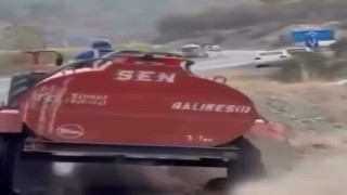 Dayanışmanın en güzel görüntüleri...Yangına jant üzerinde gitti