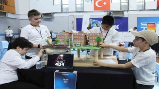 Deneyap teknoloji atölyelerinde gençler projelerini sergiledi