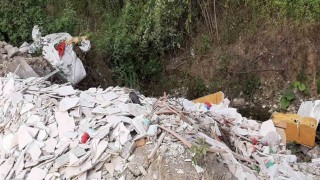 Dere yatağını çöplüğe çevirdiler