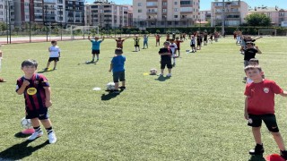 Develide Yaz Spor Okullarına yoğun katılım