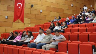 Devlet Hastanesinde sağlık çalışanlarına yönelik iletişim eğitimi