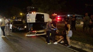 Devrilen minibüsten burunları bile kanamadan çıktılar