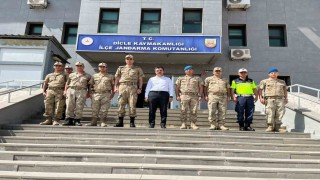 Dicle Kaymakamı Mustafa Atış, jandarma personeli ile bir araya geldi