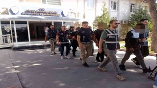 Didimde göçmen kaçaklığı operasyonu: 5 organizatör yakalandı