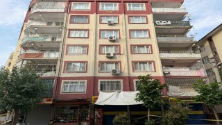 Diyarbakırda depremde hasar alan bina boşaltıldı