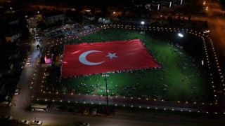 Dünyanın en büyük Türk bayrağı Kayseride yeniden açıldı