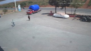 El frenini çekmeyi unuttu, faciadan dönüldü