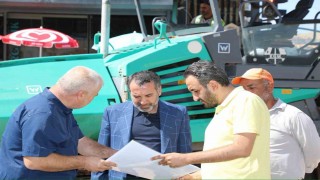 Elazığ Belediye Başkanı Şerifoğulları yol yenileme çalışmalarını yerinde inceledi