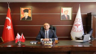 Elazığ İl Sağlık Müdürü Dr. Gecekuşu, Uzun süre güneş altında korunmasız kalınmamalıdır