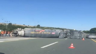 Elazığda beton mikseri devrildi: 1 yaralı